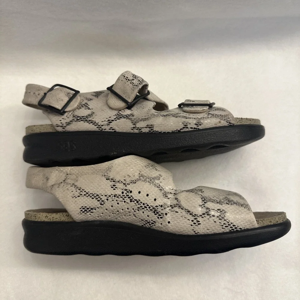 SAS Women's Relaxed Heel Strap Sandals Snake Print Tripad Comfort 6.5 M